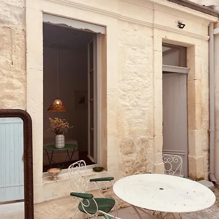La Maison De Limpasse Arenes Holiday home Arles