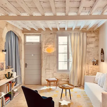 La Maison De Limpasse Arenes
